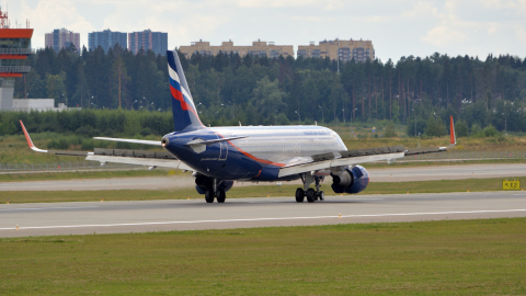 Airbus A320 аэропорт Шереметьево
