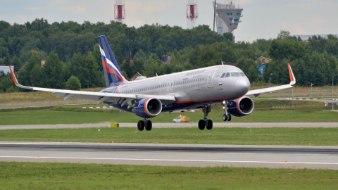 Airbus A320 аэропорт Шереметьево