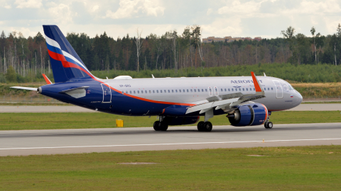 Airbus A320 аэропорт Шереметьево