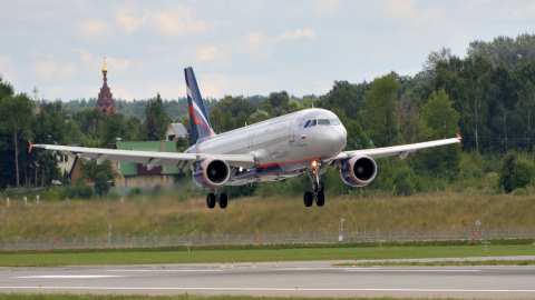 Airbus A320 аэропорт Шереметьево