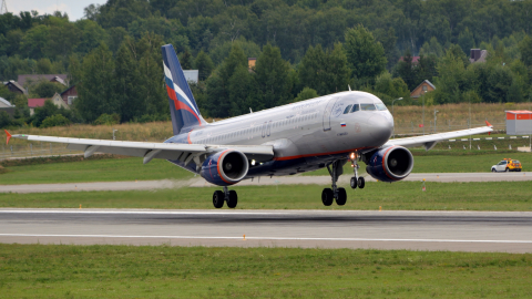 Airbus A320 аэропорт Шереметьево