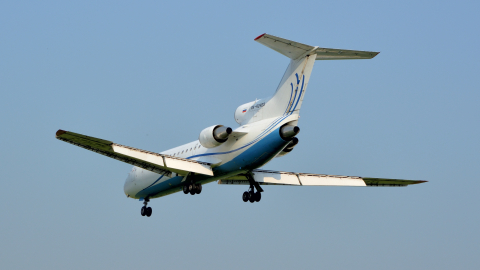 Як 42 аэропорт Внуково