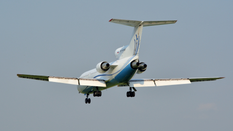 Як 42 аэропорт Внуково