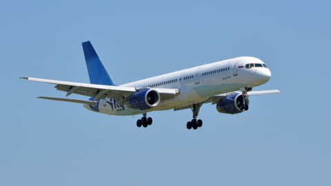 Boeing 757 аэропорт Внуково