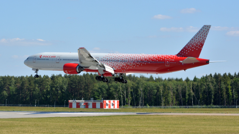 Boeing 777 аэропорт Внуково