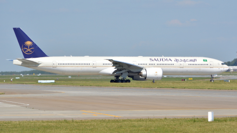 Boeing 777 аэропорт Внуково